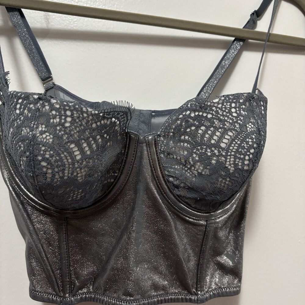 Victoria’s Secret Dream Angels Longline 34C Corset Style Bra Silver/ Gray W/Lace